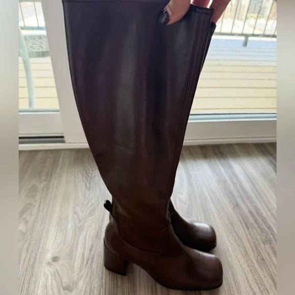 New Jeffrey  Campbell Hotlava Knee High Boot in color coffee - Picture 9 of 15
